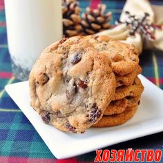 Cookies with raisins.jpg