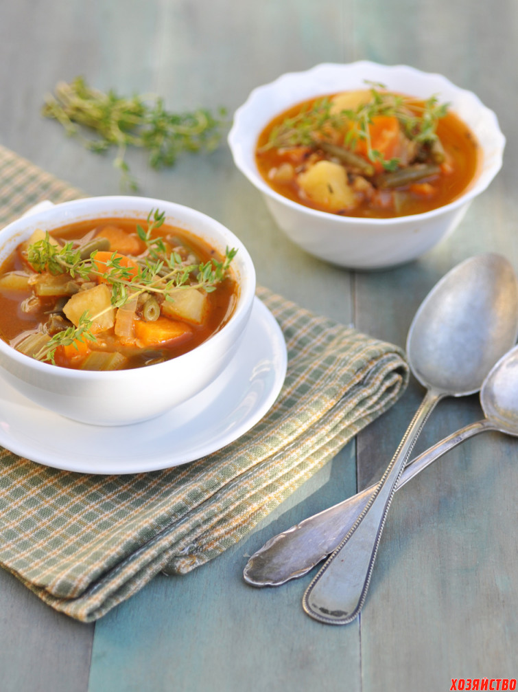 Vegetable soup with ribs.jpg