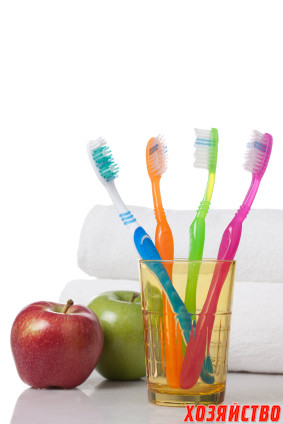 toothbrushes in a Cup.jpg