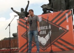 Олег ПАХОЛКОВ выступил на митинге «Славянского полка»