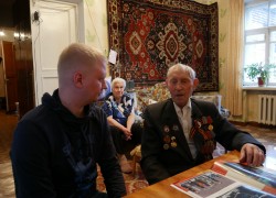Парень из Екатеринбурга делает бесплатные ремонты ветеранам
