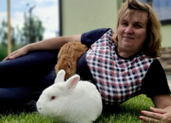 Нина Коновалова: «Поменяла кресло руководителя на куриный помет и кроличий навоз» 