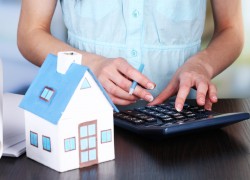 Каких родственников закон освобождает от уплаты налога при дарении недвижимости 