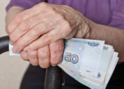Какие пенсионеры не получат индексацию в январе, даже если они не работают 